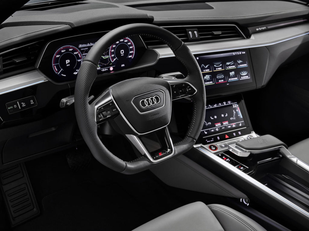 Audi e-tron Adaptive Driving Assistant