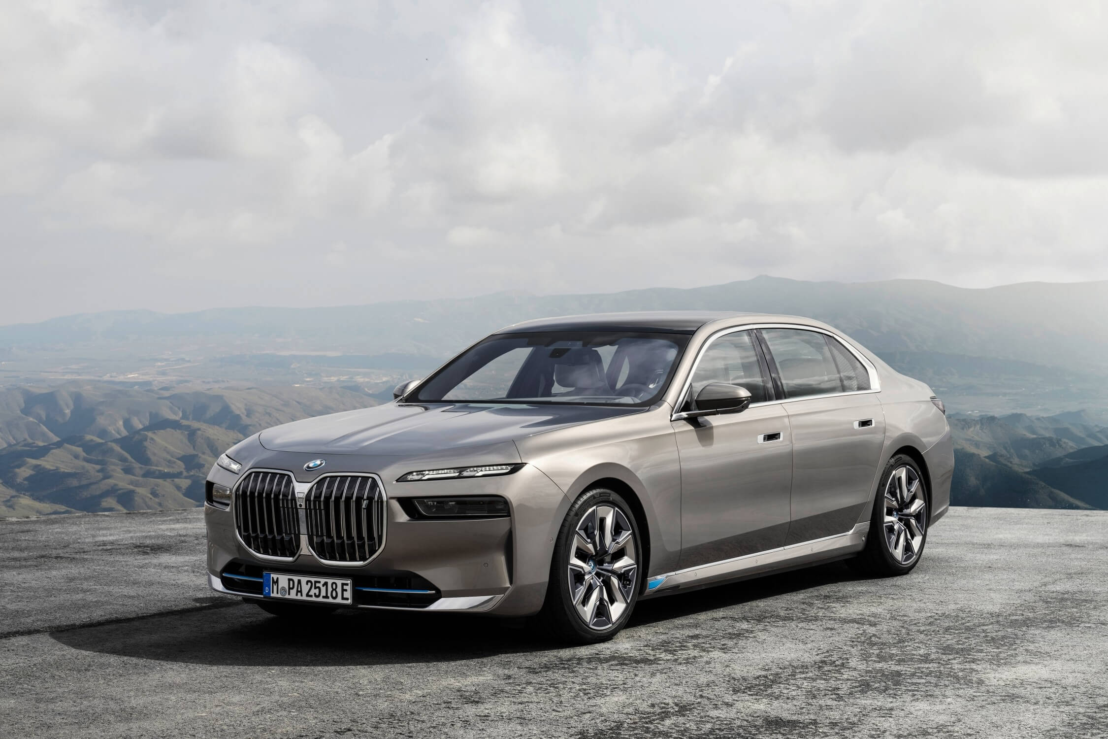 BMW i7 laadpaal