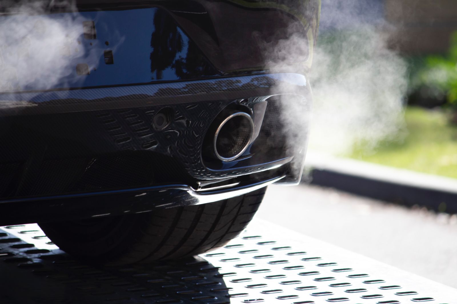 Europese Commissie wil verkoopverbod voor auto's met verbrandingsmotoren