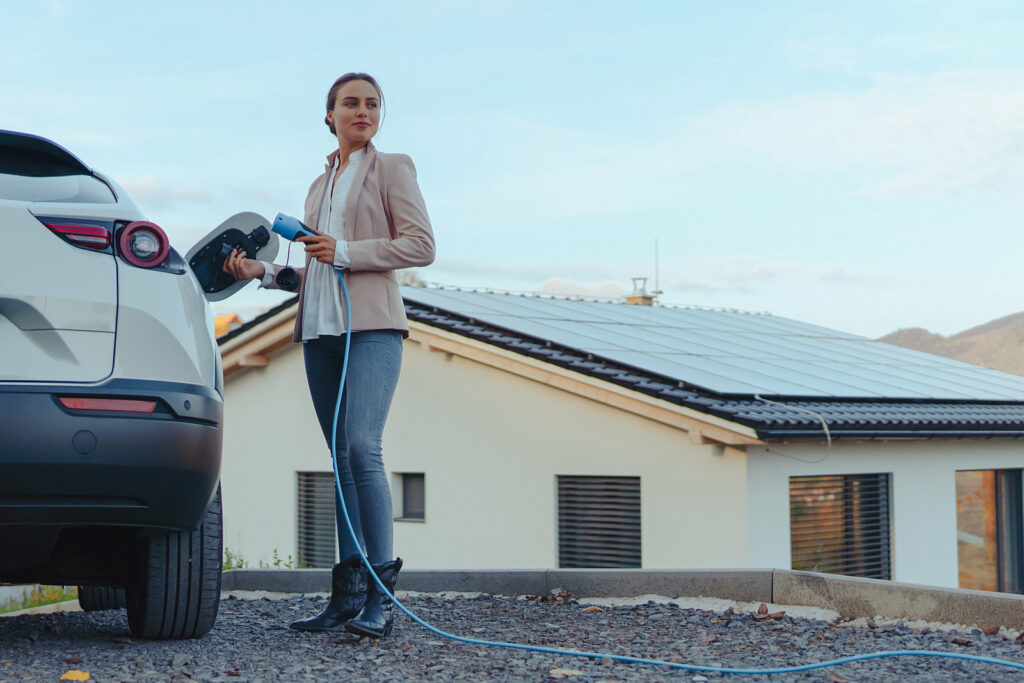 Eigen laadpaal, zonnepanelen en dynamische energietarieven
