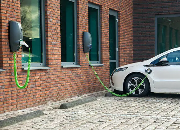 Laadpalen voor uw bedrijf straks verplicht