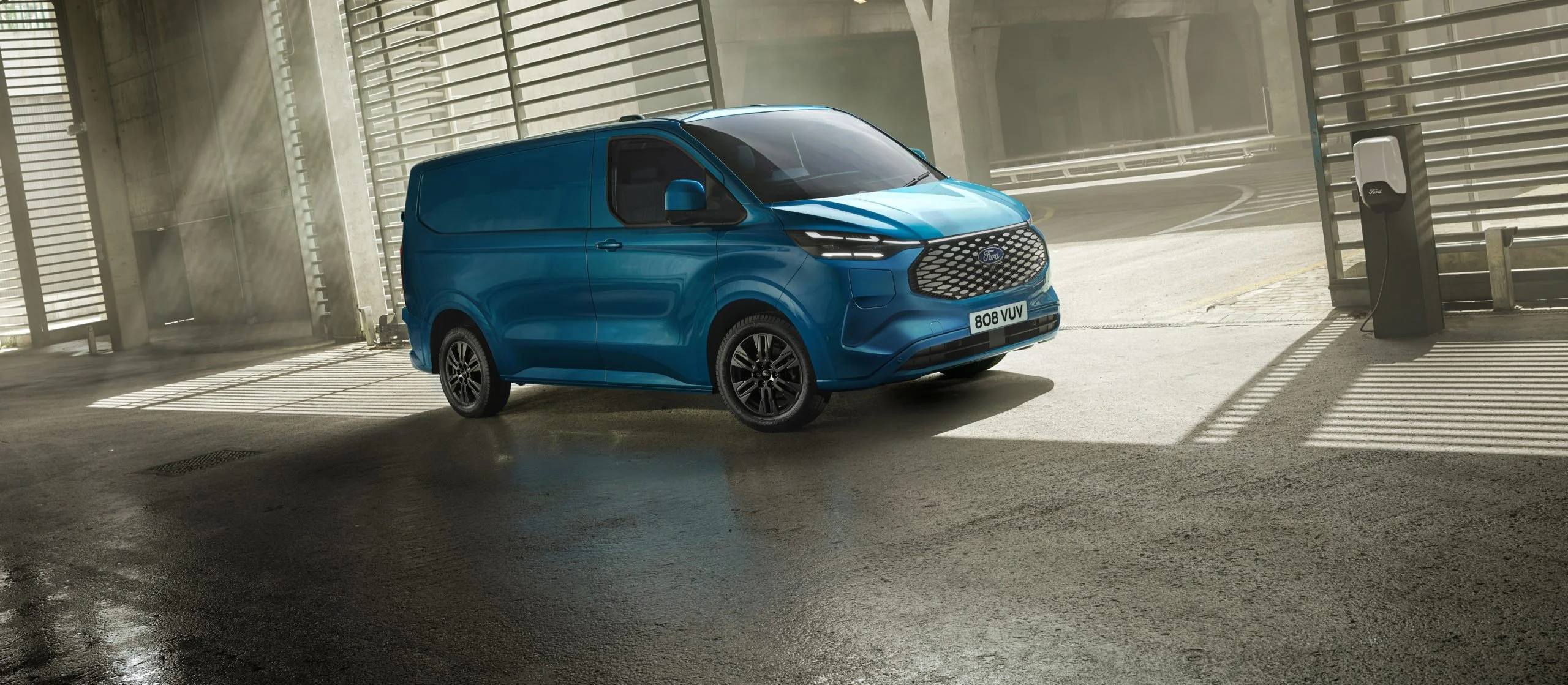 Ford E-Transit & E-Tourneo Custom zijn nu te bestellen