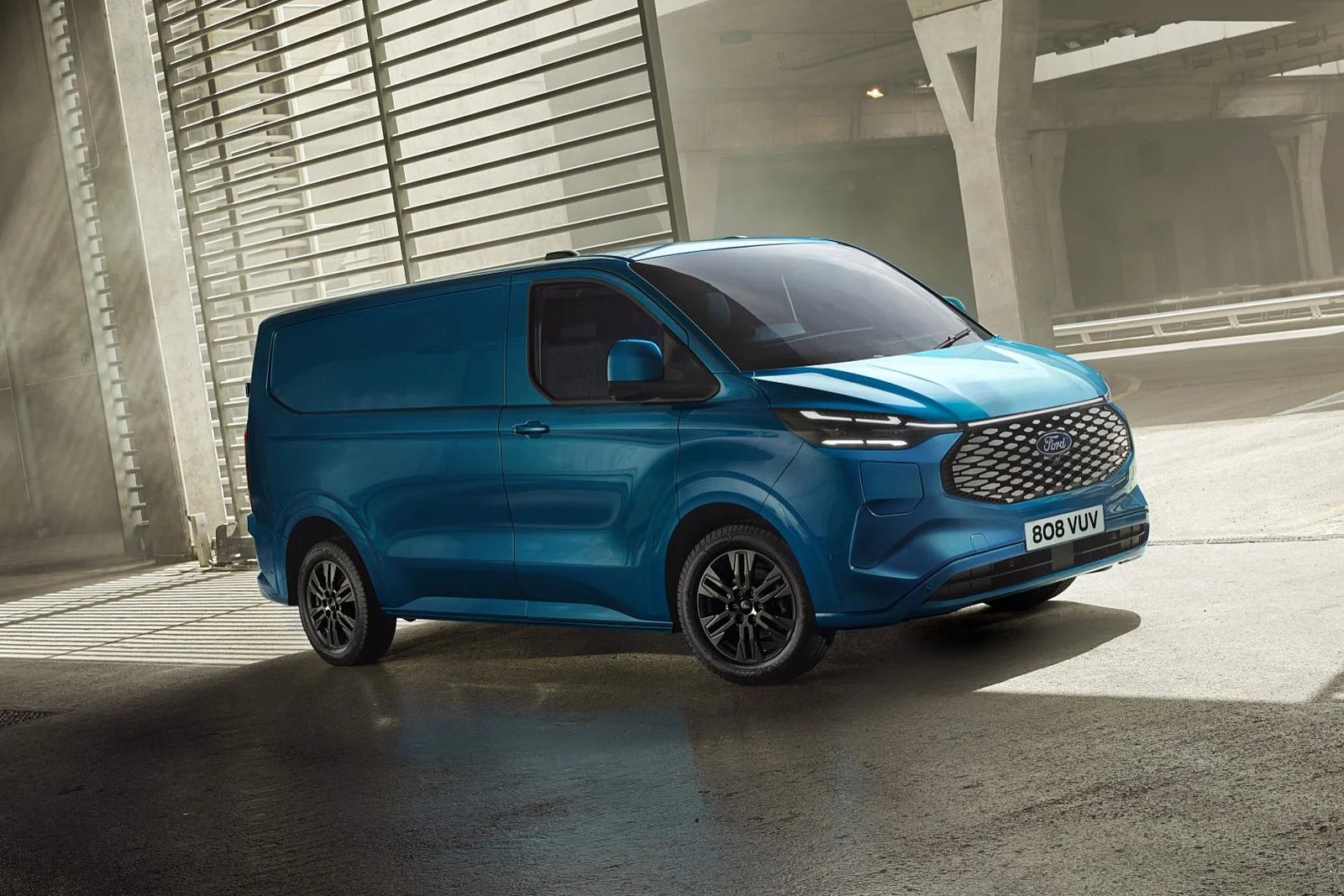 Ford E-Transit & E-Tourneo Custom zijn nu te bestellen