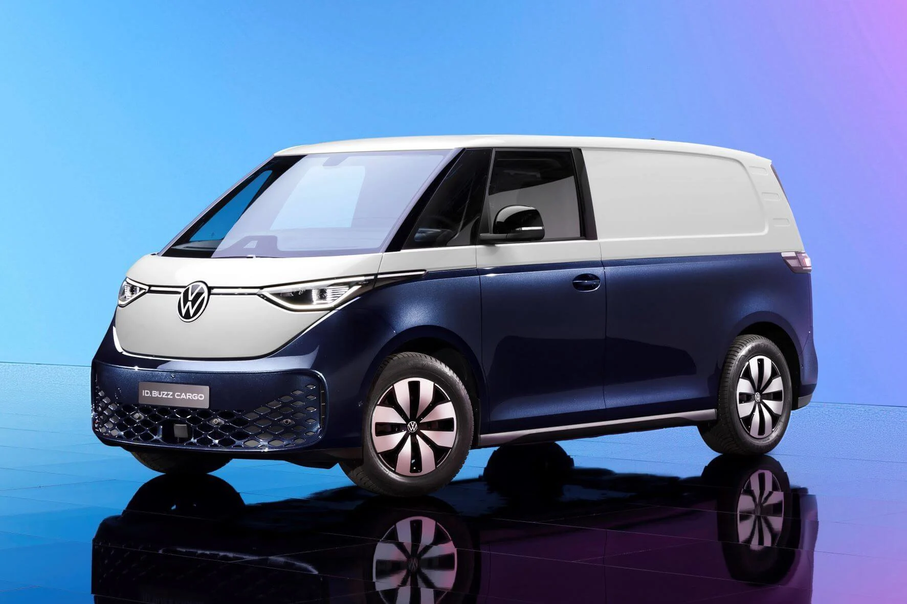 Volkswagen id buzz cargo laadpaal- bedrijfswagen