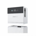 Thumbnail of  Witte Pylontech Force H3X thuisbatterij met display bovenop een losstaande batterijmodule tegen een witte achtergrond.